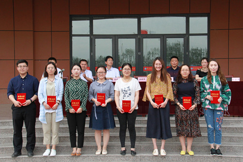 我校隆重召开了春季期中总结表彰大会 - 山东商河清华园学校